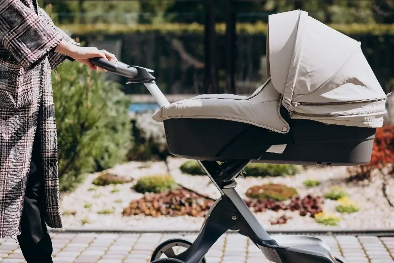 Bebê conforto ou cadeirinha para auto?